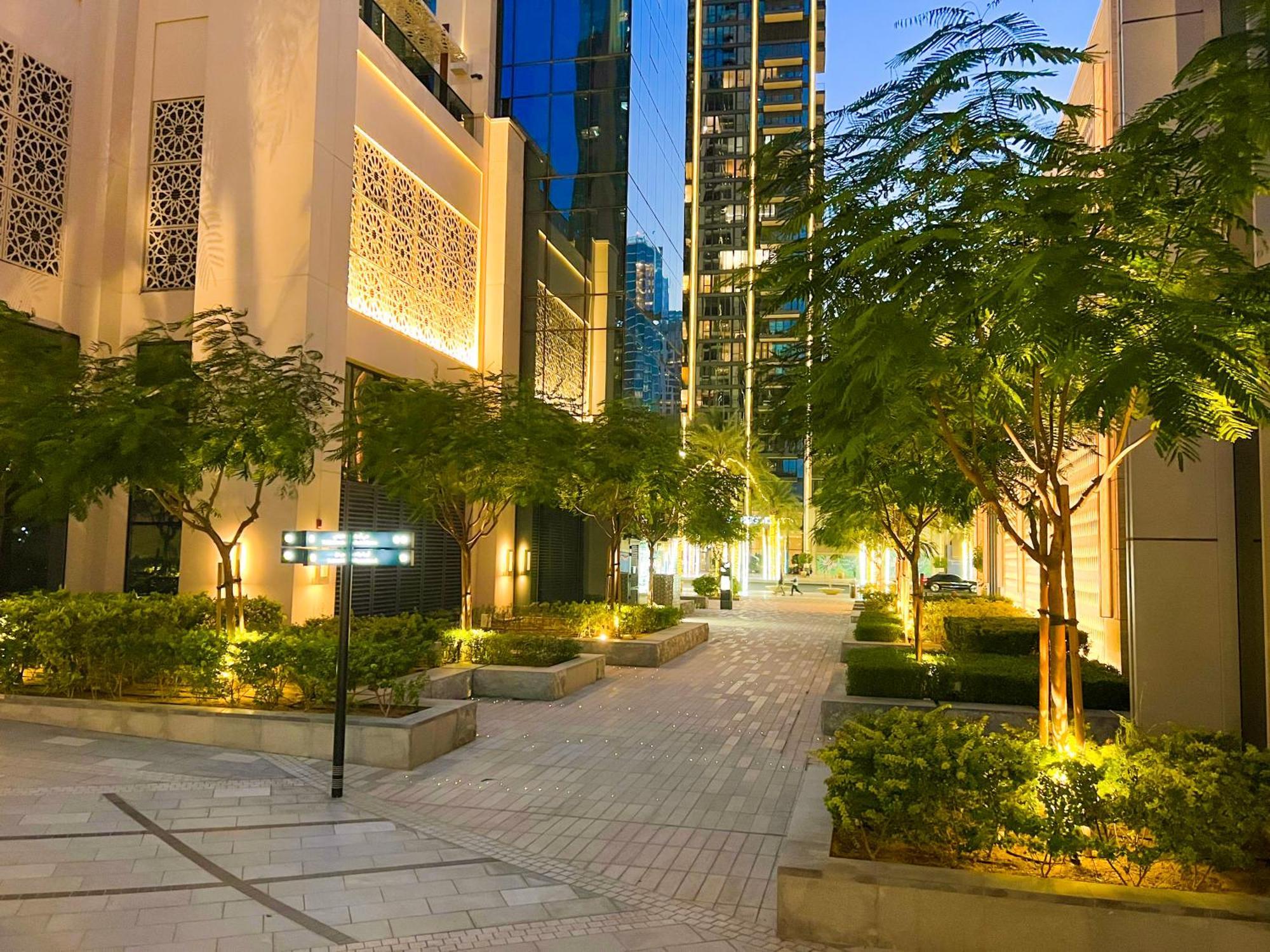 Downtown Luxury - Stunning Burj Khalifa & Sea View - 5 Minutes Walk To Dubai Mall Esterno foto