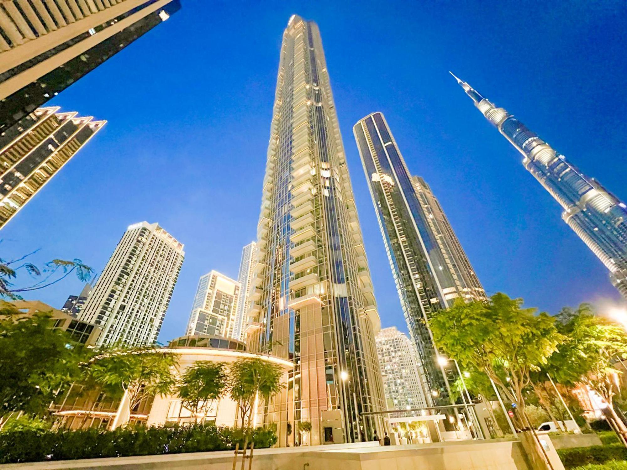 Downtown Luxury - Stunning Burj Khalifa & Sea View - 5 Minutes Walk To Dubai Mall Esterno foto