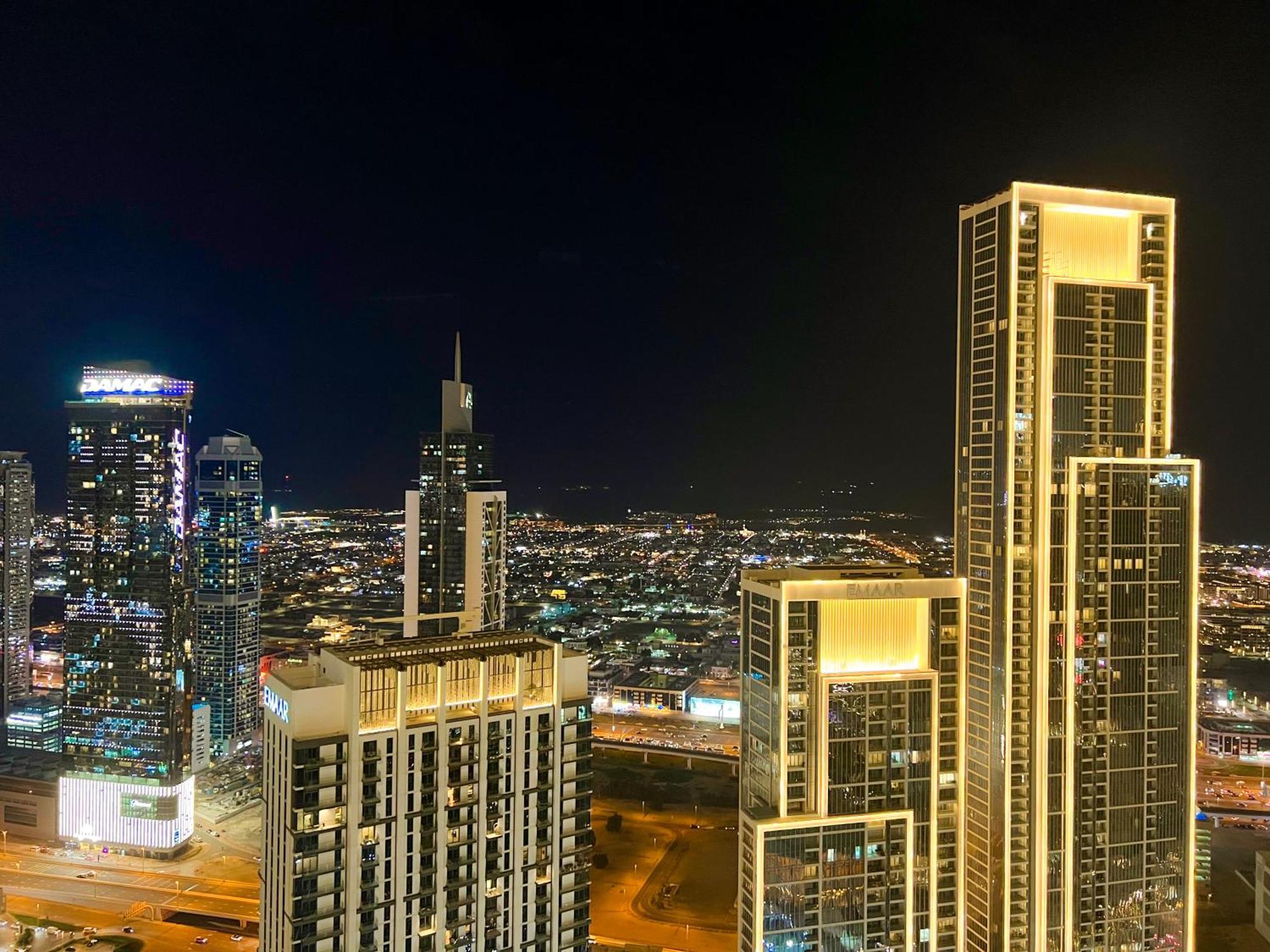 Downtown Luxury - Stunning Burj Khalifa & Sea View - 5 Minutes Walk To Dubai Mall Esterno foto