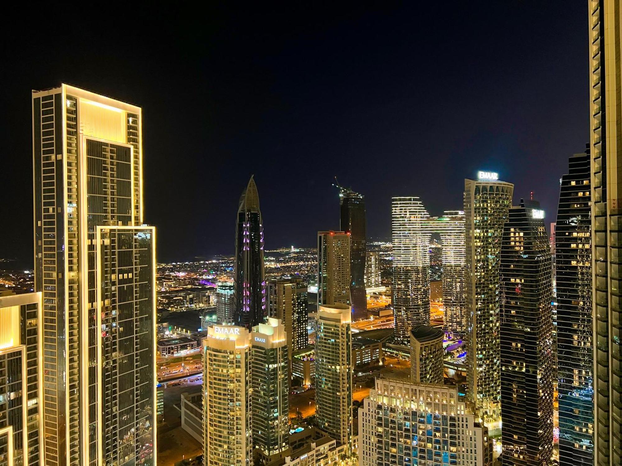 Downtown Luxury - Stunning Burj Khalifa & Sea View - 5 Minutes Walk To Dubai Mall Esterno foto