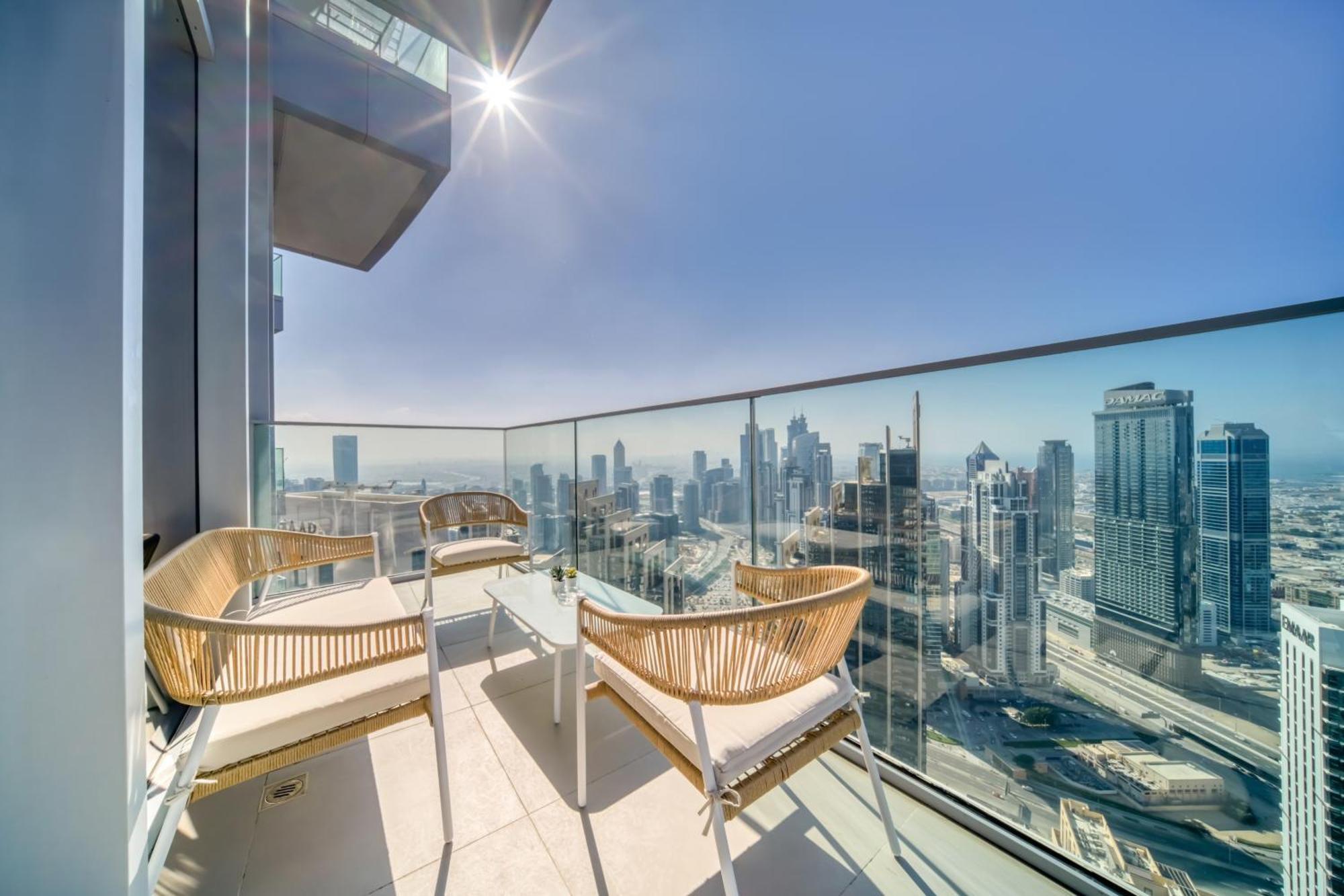 Downtown Luxury - Stunning Burj Khalifa & Sea View - 5 Minutes Walk To Dubai Mall Esterno foto