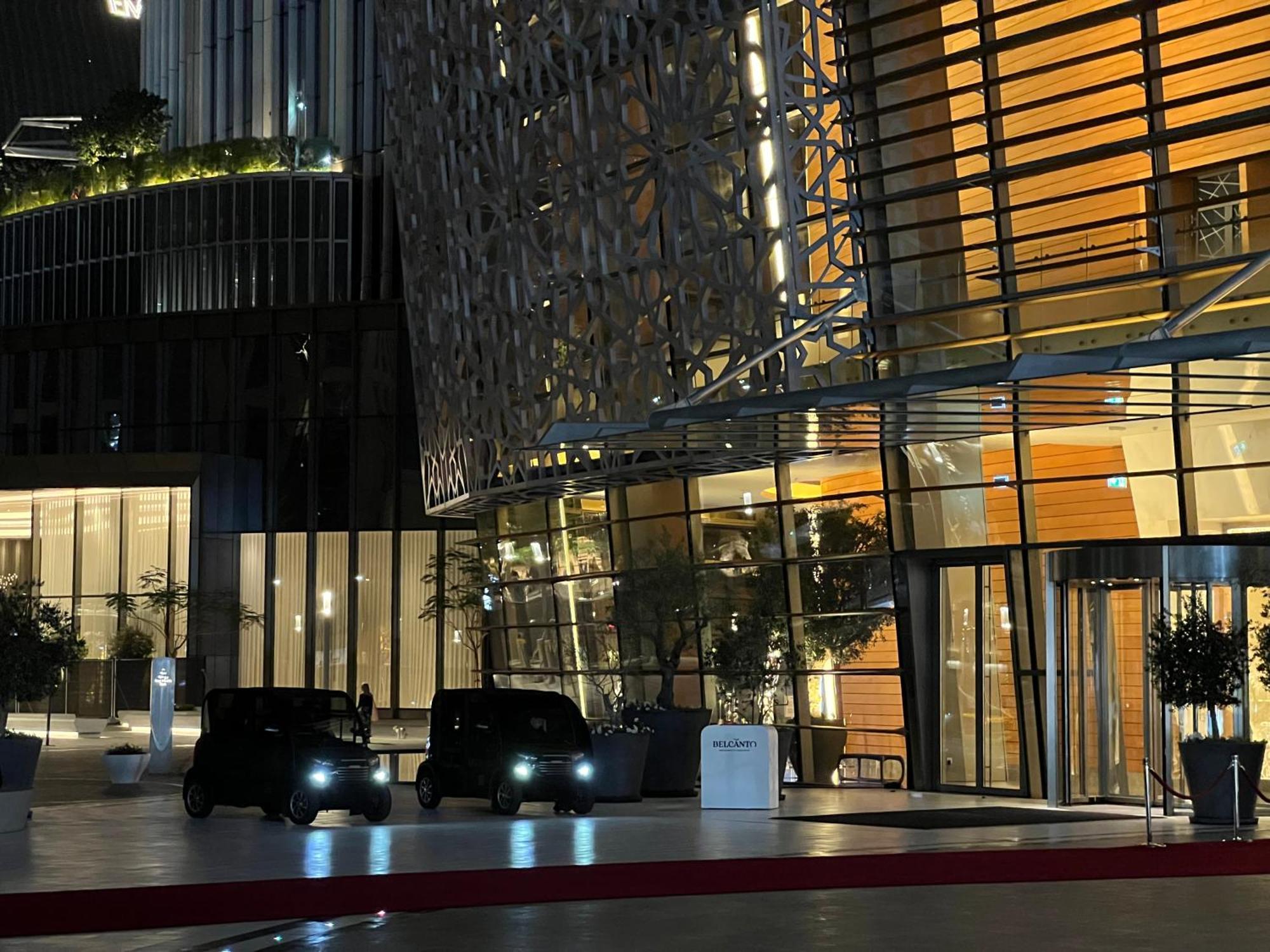 Downtown Luxury - Stunning Burj Khalifa & Sea View - 5 Minutes Walk To Dubai Mall Esterno foto